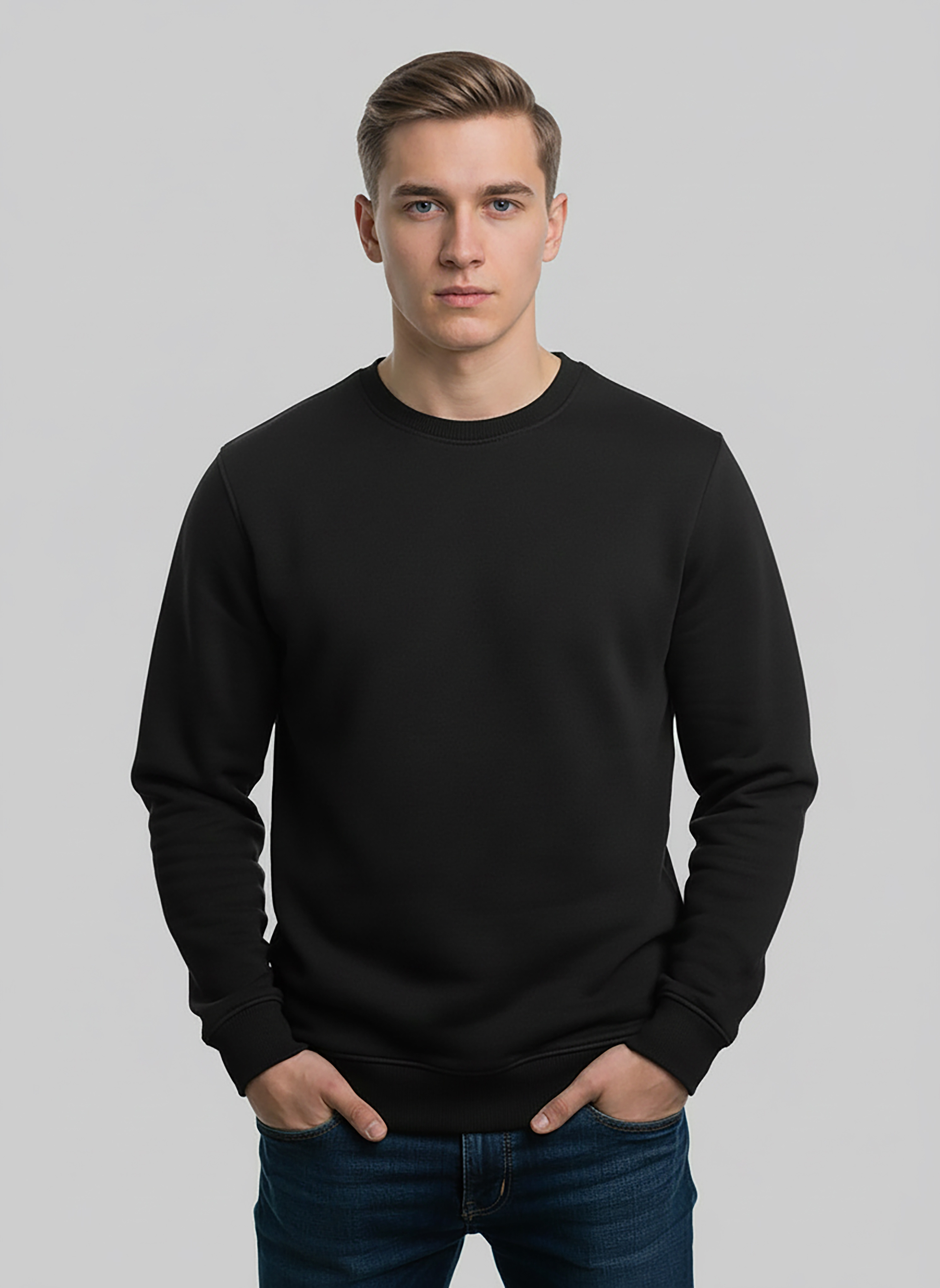 King Graphic Sweatshirt in Black - image 1